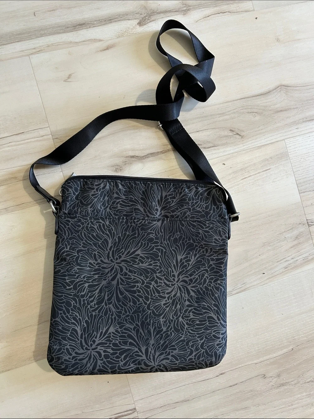 Baggallini Black Floral Crossbody Bag